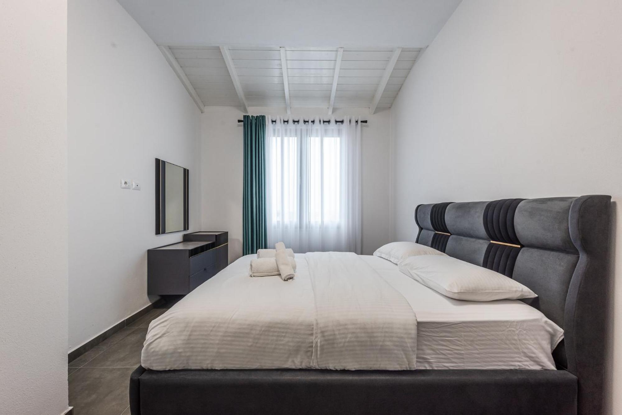 Royal Hill Apartments By Ps Durrës Exterior foto