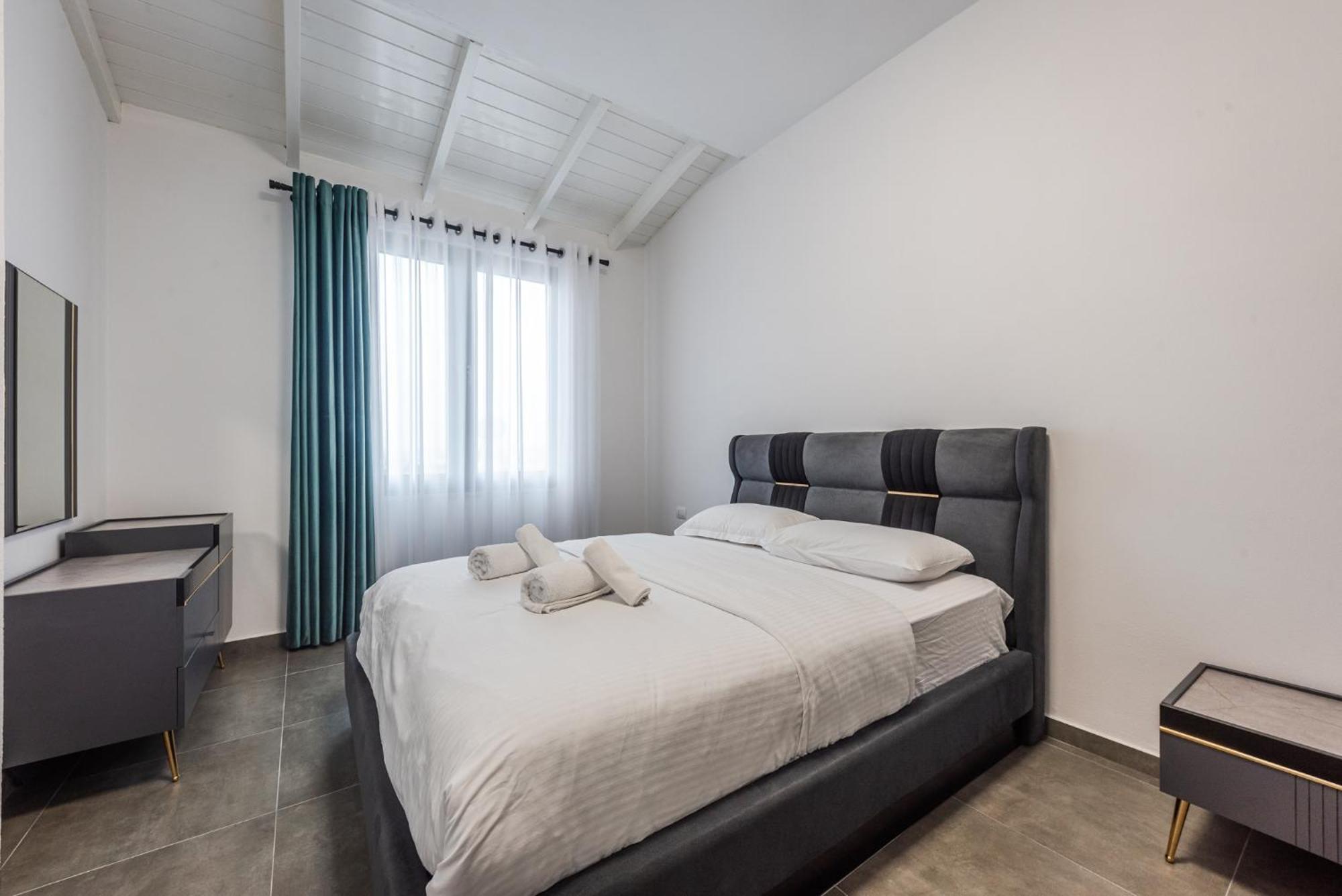 Royal Hill Apartments By Ps Durrës Exterior foto